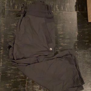 Dance Studio lululemon crop pants